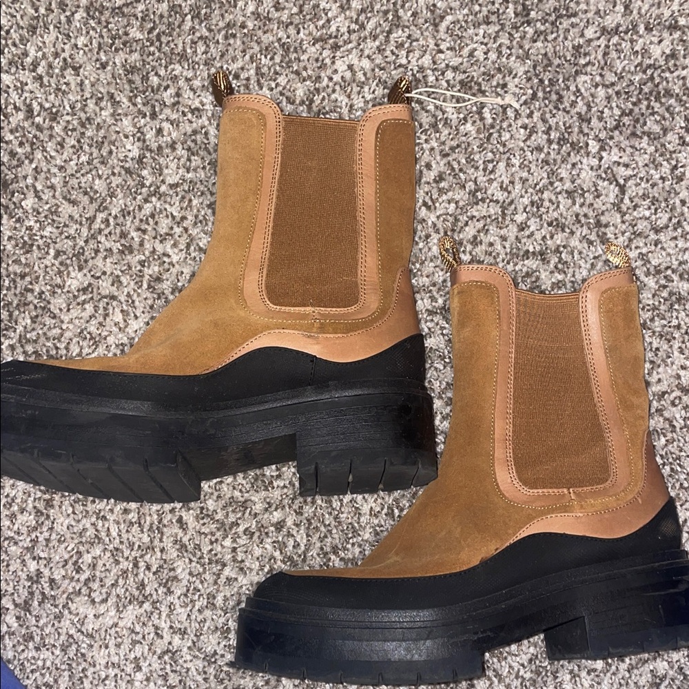 Sam Edelman Lulia Chelsea Boots